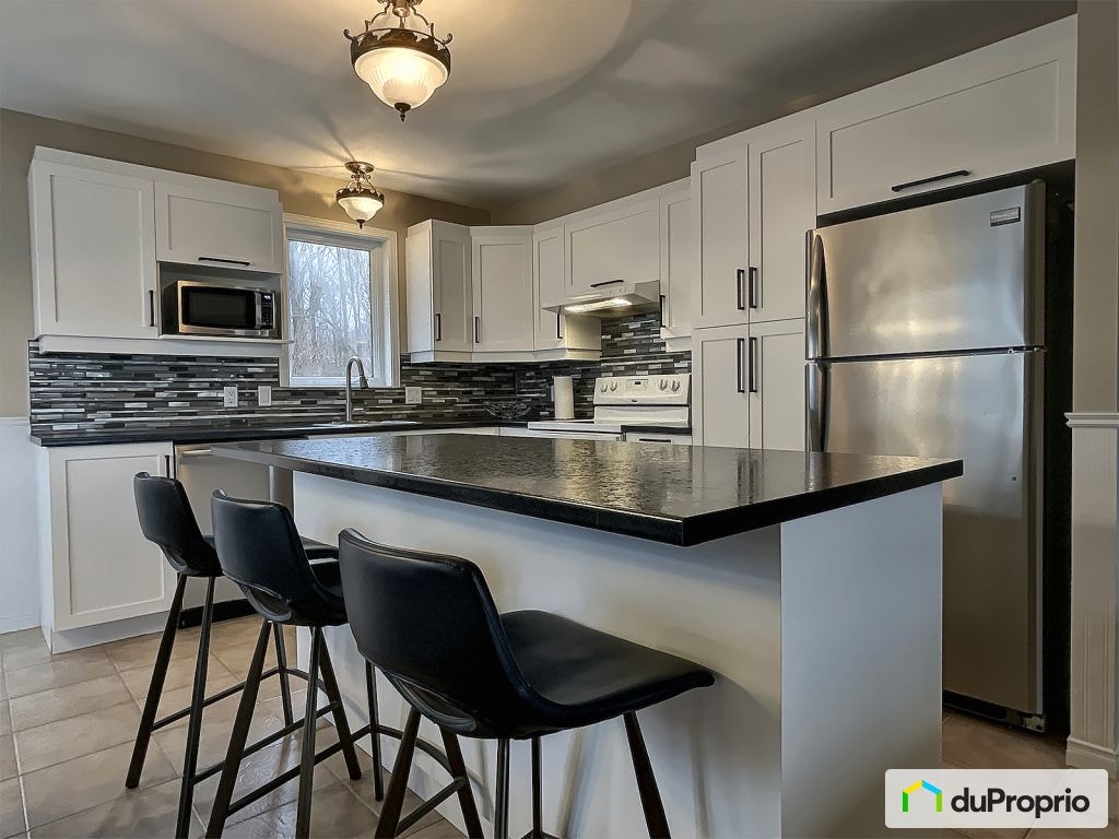 $399,900 - Bungalow for sale in St-Anselme — photo 3