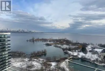 Luxury Waterfront Condo for Lease! Breathtaking Toronto skyline + Water views suite w/4 walk-outs to...