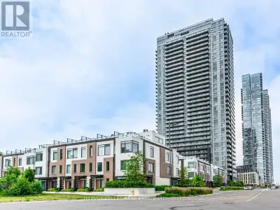 1018 - 7895 JANE STREET Vaughan (Concord), Ontario