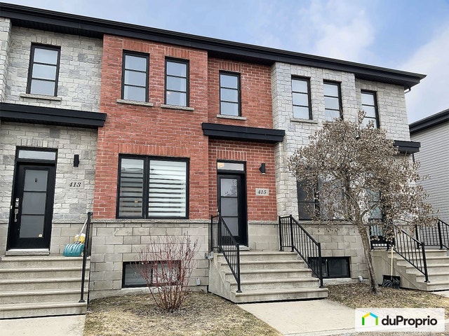 $389,000 - Townhouse for sale in L'Épiphanie — photo 1