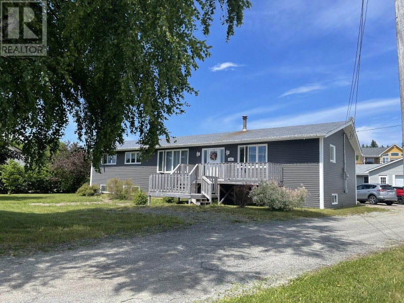 547 JR Smallwood Boulevard Gambo, Newfoundland & Labrador Houses for