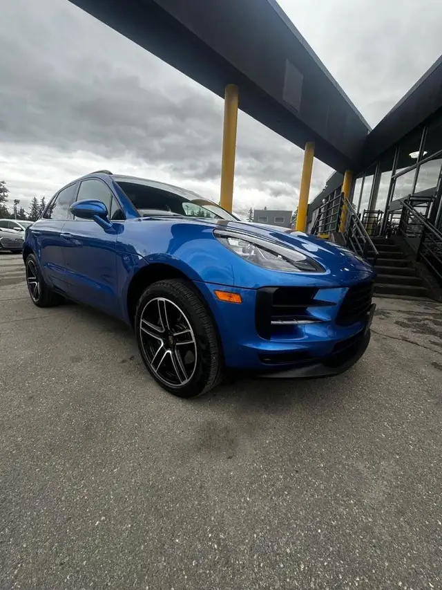 2020 Porsche Macan S AWD- No Accidents- Low KM- Pano Roof in Cars & Trucks in Calgary - Image 7