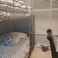 Lovely Room for Rent in South Surrey!