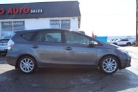 Local Ontario Vehicle Safety Included DUAL SUNROOF, Save On Gas!!! Experience Adventure and Versatil... (image 7)