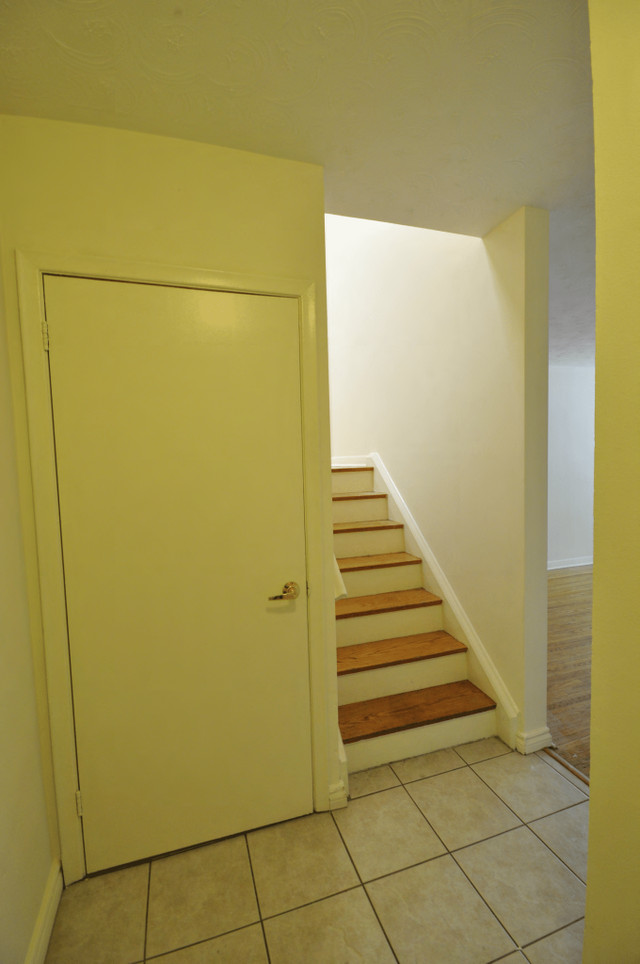 Spacious two bedroom + den townhouse for rent in Long Term Rentals in City of Toronto