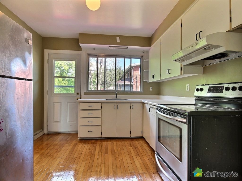 $650,000 - Townhouse for sale in Pointe-Claire — photo 3