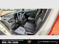 No accident Ontario vehicle with Lot of Options! - Grey interior, - Cruise Control, - Back up Camera... (image 8)
