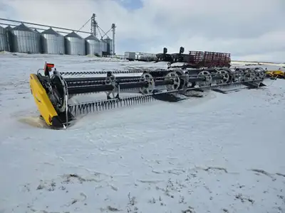 2024 Mac Don FD250 Flex Draper Grain Header 3 HEADERS AVAILABLE Comes with a triple reel, 12 inch up...