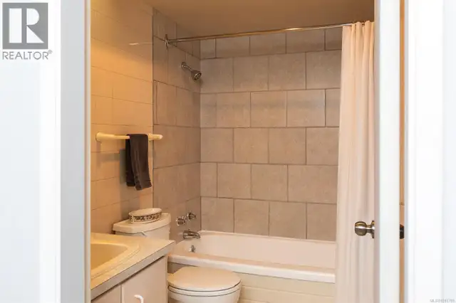 305 1151 Oscar St Victoria, British Columbia in Condos for Sale in Victoria - Image 12