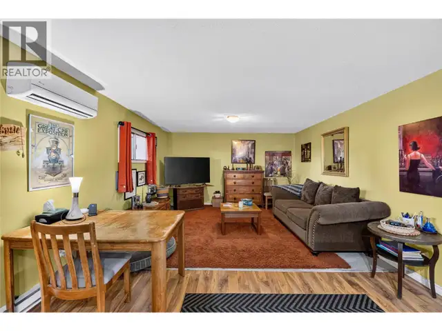 355 & 357 Gwyer Street Penticton, British Columbia in Houses for Sale in Penticton - Image 22