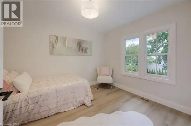 34 MOORE Avenue N Waterloo, Ontario in Houses for Sale in Kitchener / Waterloo - Image 19