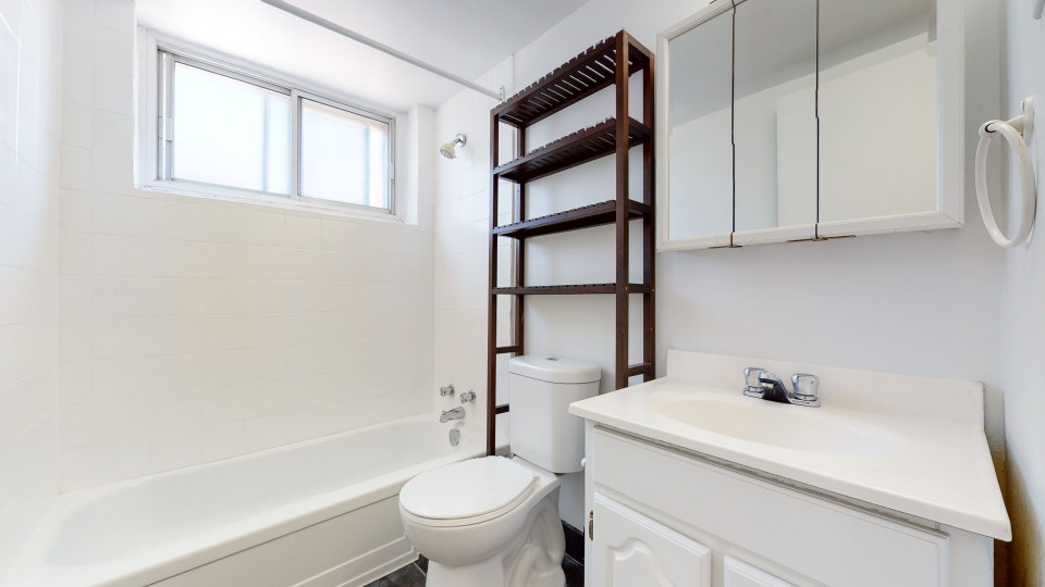 Downtown 1-bed - Cooper & O'Connor ~ Move in November 1st! 4