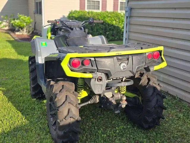 2021 CAN-AM OUTLANDER X MR 1000R-BLACK! in ATVs in Dartmouth - Image 3