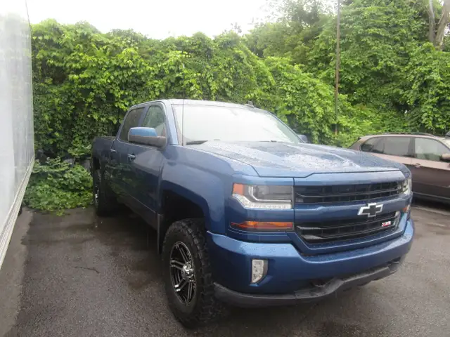 Chevrolet SilveradoZ71 OFF ROAD 1500 4WD Crew Cab LT w/2LT 2LT 2 in Cars & Trucks in Laval / North Shore - Image 5