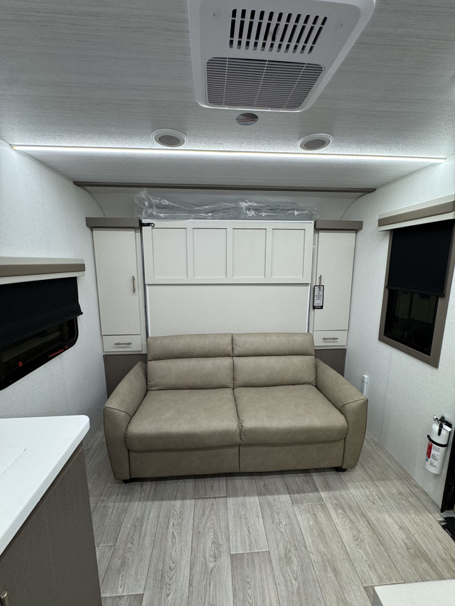2026 FOREST RIVER ALTA 1600MRBLE in Travel Trailers & Campers in Regina - Image 5