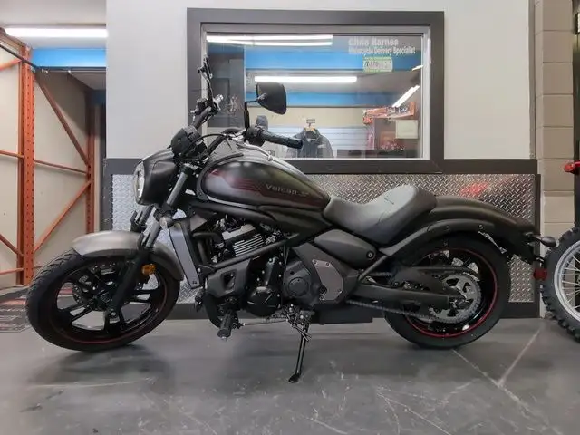 2025 Kawasaki Vulcan S Metallic Matte Graphite Gray in Street, Cruisers & Choppers in Calgary - Image 10