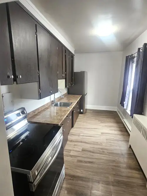 **OPEN HOUSE - Thursday, Oct 8th from 7:30pm to 8:00pm - Please message to RSVP** • Asking $1,485 +...
