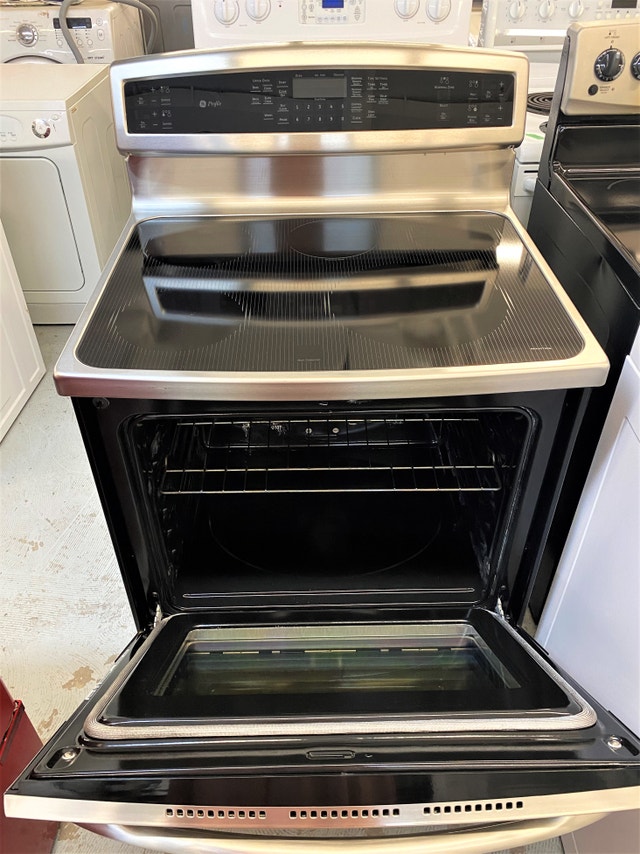 6630 Poêle Cuisinière induction GE PROFILE Stove Range Oven Cuisinières, fours et fourneaux