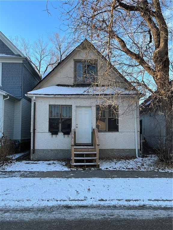 1294 Alexander Avenue Winnipeg, Manitoba Houses for Sale Winnipeg