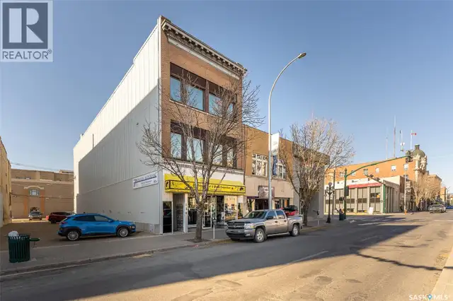 130 Main STREET N Moose Jaw, Saskatchewan in Commercial & Office Space for Sale in Moose Jaw - Image 3
