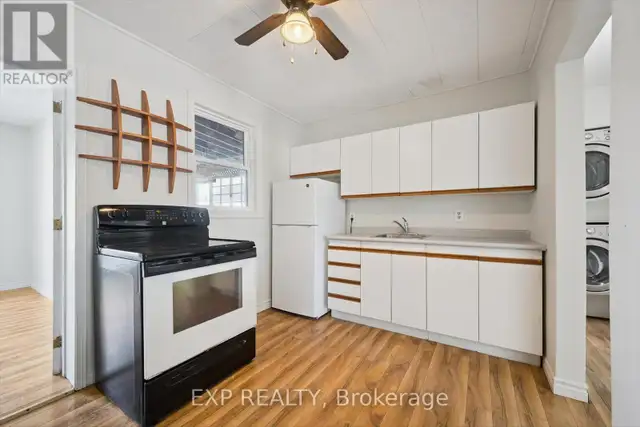 253 SYDNEY STREET S Kitchener, Ontario in Houses for Sale in Kitchener / Waterloo - Image 7