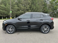 // ACCIDENT FREE!! // This 2020 Buick Encore GX Essence ST AWD is a smart choice for daily driving i... (image 9)