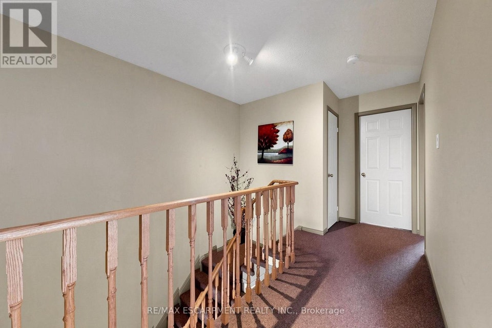 1380 Hazel Mccleary Drive Oakville (CV Clearview), Ontario, photo 16 of 40