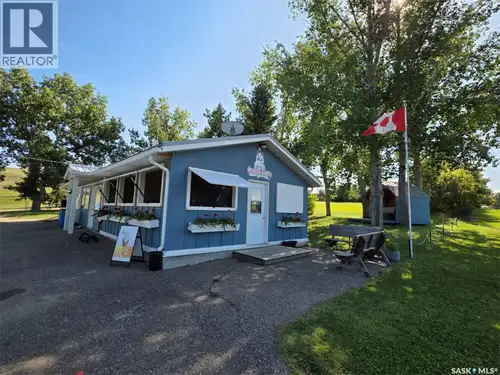 Welcome to the Resort Village of Beaver Flat and this truly turnkey business opportunity. Have you e...