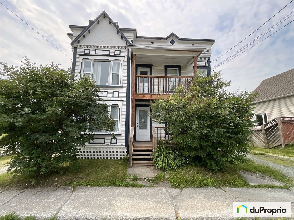 $549,000 - Duplex for sale in Sherbrooke (Fleurimont) — photo 1