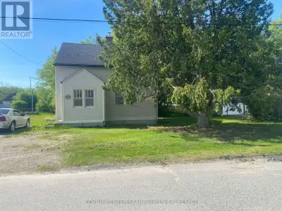 Charming 1 1/2 Storey Home with Great Potential. Step into this home built in 1945 as a veteran's re...