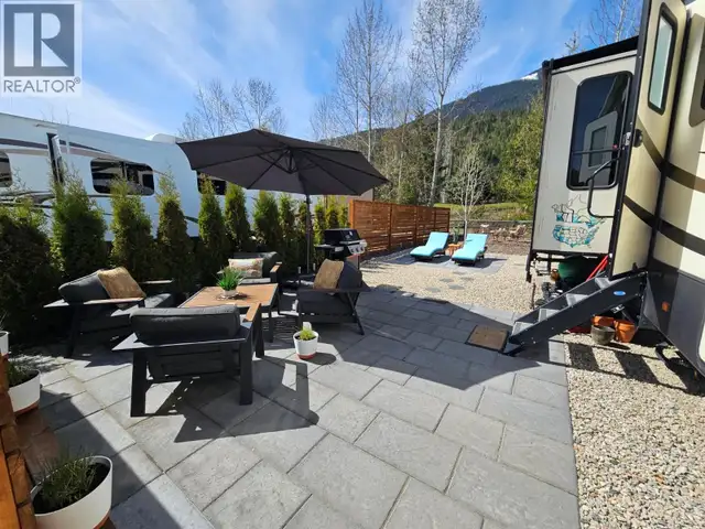 205 Edward Street Lot# 7 Balfour, British Columbia in Land for Sale in Nelson - Image 5