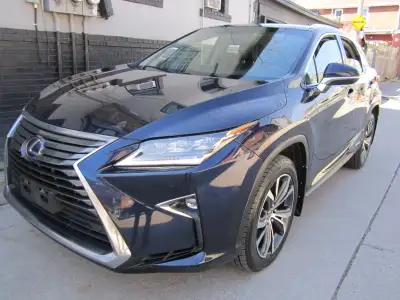 HYBRID WITH LUXURY PACKAGE. FINISHED IN BLUE WITH BLACK LEATHER INTERIOR. ALLOY WHEELS WITH NEW TIRE...