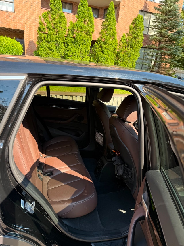 2019 BMW X1 SUV, AUTOMATIC EXCELLENT CONDITION — photo 2
