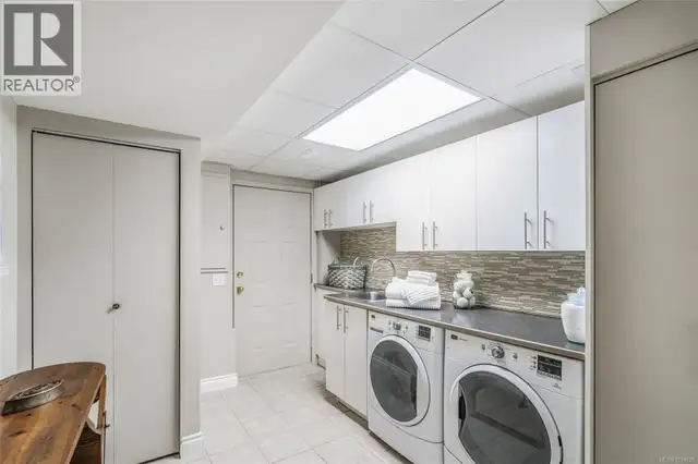 1720 McLauchlin Dr Courtenay, British Columbia in Houses for Sale in Comox / Courtenay / Cumberland - Image 21