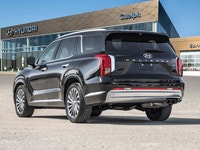 *Low Mileage, Leather Seats!* With its impressive features list, awesome SUV capability, and luxury... (image 4)