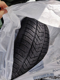 Pirelli Scorpion pneus hiver / winter tires 255/55/20 110V XL