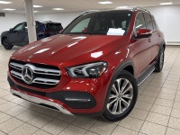 Compared with many midsize luxury SUVs, the 2020 Mercedes-Benz GLE 450 stands out by pairing refinem... (image 1)