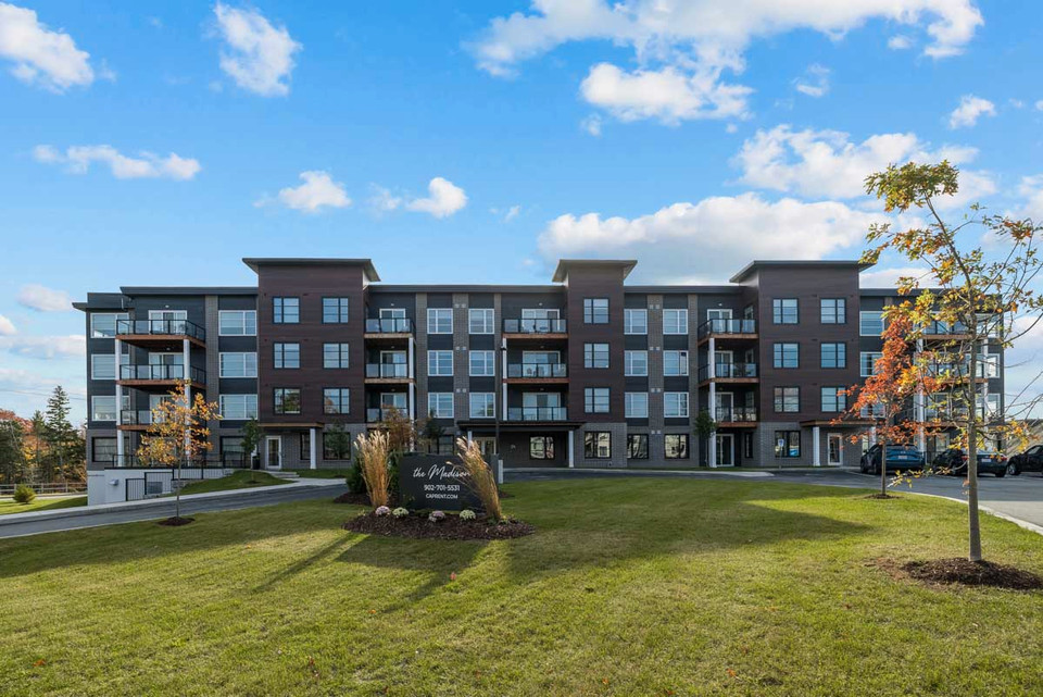 The Madison 2 Bdrm + Den available at 24 Farringdon Way, Bedfo Long