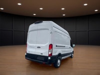 Price includes $1,000 finance credit. Price does not include fees or taxes. The 2023 Ford Transit Ca... (image 5)