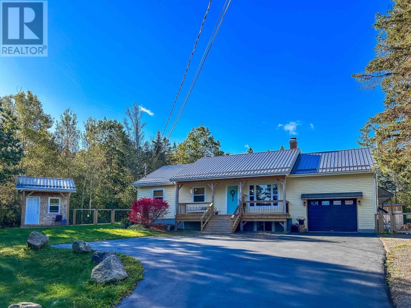 355 Oak Island Road Avonport, Nova Scotia Houses for Sale Bedford