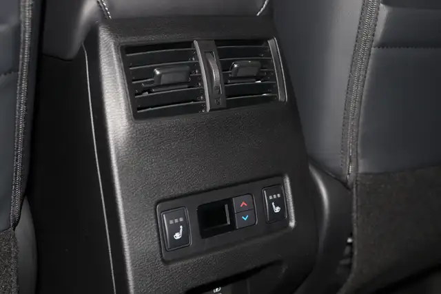 2026 Mitsubishi Outlander SEL in Cars & Trucks in Edmonton - Image 28