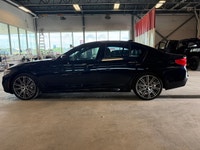 2017 BMW 530i xDrive M Sport Heads-Up Display | Brand New Tires & Brakes | Premium Sport Sedan Key F... (image 7)