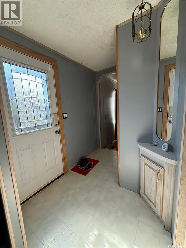 710 1st AVENUE W Kindersley, Saskatchewan in Houses for Sale in Saskatoon - Image 7