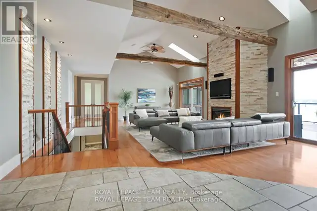 3886 ARMITAGE AVENUE Ottawa, Ontario in Houses for Sale in Ottawa - Image 6