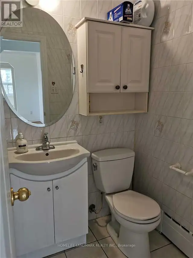 UPPER - 407 ROYAL YORK ROAD Toronto (Mimico), Ontario in Long Term Rentals in Mississauga / Peel Region - Image 8