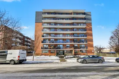 Building Description $1000 OFF FIRST MONTHS RENT FOR MILITARY & EMERGENCY RESPONDERS* *Conditions ap...