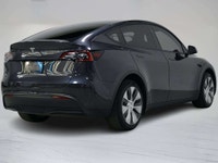 This 2024 Tesla Model Y Long Range | Autopilot | Dual Motor is a local Ontario vehicle with a clean... (image 3)