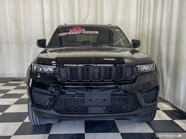 2025 Jeep Grand Cherokee Altitude 4x4 | 10% OFF OR 0% FOR 72mo | in Cars & Trucks in Portage la Prairie - Image 2