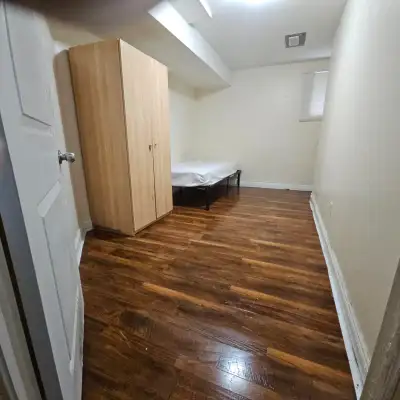 Location: Cook Road And Haynes Avenue A clean and well-maintained private bedroom in the Basement of...