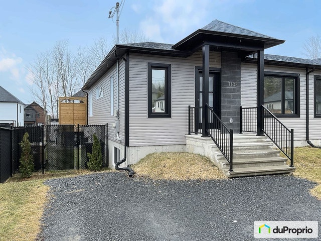 $439,000 - Semi-detached for sale in Sherbrooke (Rock Forest) — photo 1